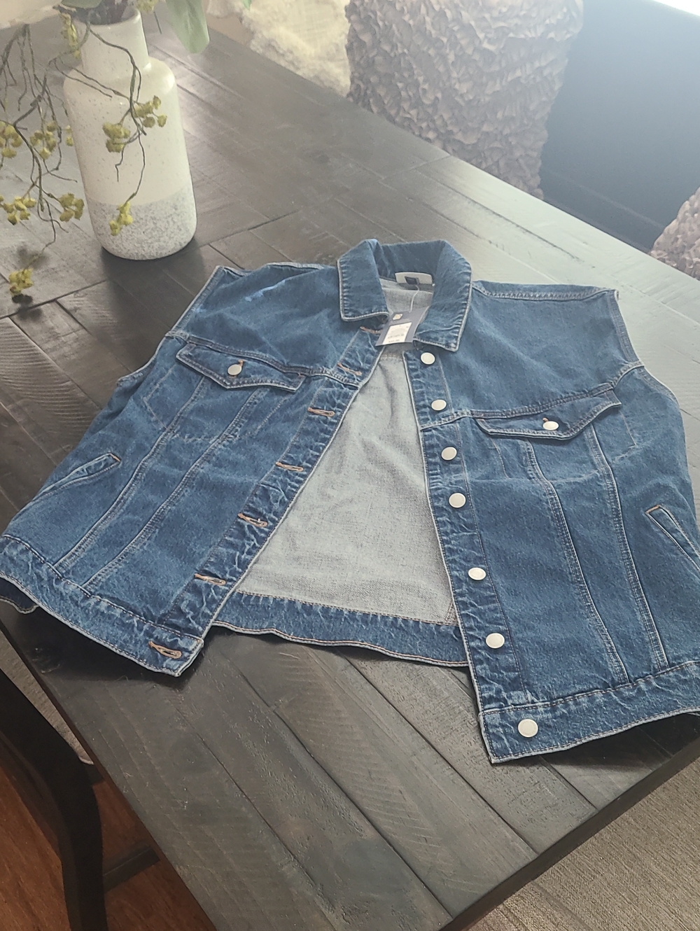 UNIVERSAL THREAD OVERSIZED Target Medium Wash Blue Denim Vest SZ L